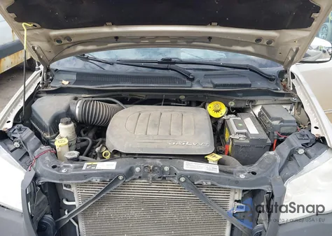 2014 Chrysler Town & Country Limited from USA, damaged, VIN 2C4RC1GGXER361241